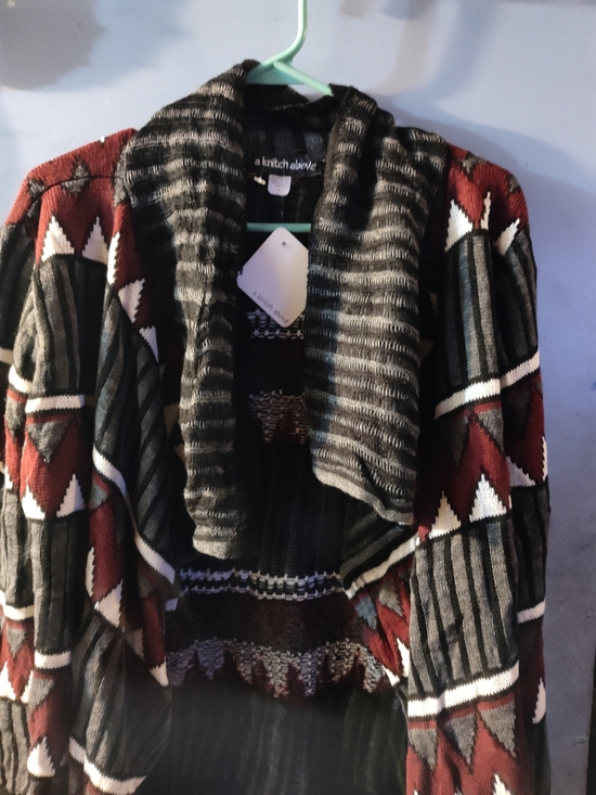 Sweaters - A Krich Above Open-Front Aztec Cardigan Sweater - Black & Burgundy